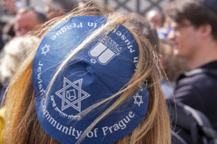 58351_germany_antisemitism_demonstration_19209 91fa7fdbf3bc41d993cacf277a25a477 640x420.jpg