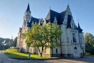 58395_budmericky kastiel 640x420.jpg