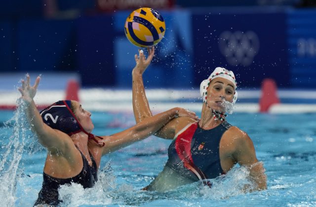 58464_paris_olympics_water_polo_84495 640x420.jpg
