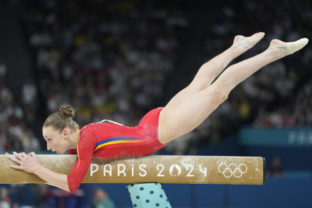 58570_paris_olympics_artistic_gymnastics_35197 640x420.jpg