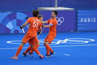 58608_paris_olympics_field_hockey_40881 640x420.jpg