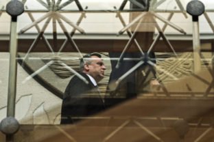 58748_3 3 640x420.jpeg