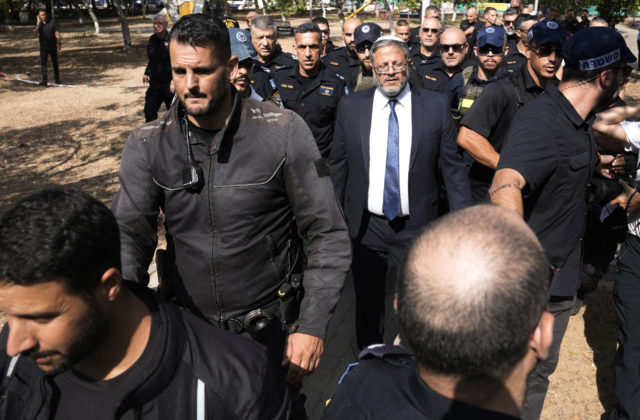 58753_israel_palestinians_69766 640x420.jpg