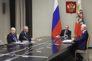 58832_russia_putin_90423 640x420.jpg