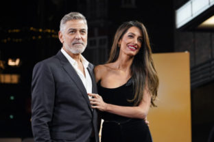 59231_philanthropy clooney foundation_56758 640x420.jpg