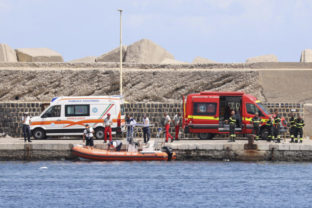 59372_italy_boaters_missing_97642 640x420.jpg