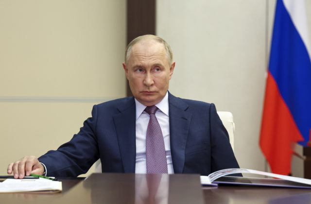 60022_russia_putin_13164 640x420.jpg