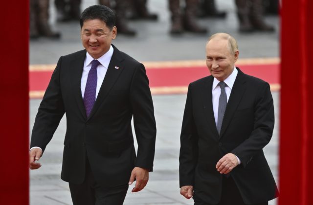 60048_mongolia_russia_putin_87758 640x420.jpg