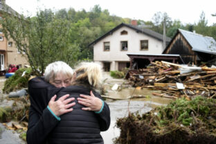 60753_czech_republic_floods_60809 640x420.jpg