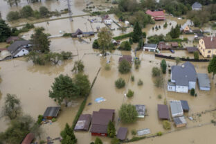 60789_central europe floods_weather_38715 640x420.jpg