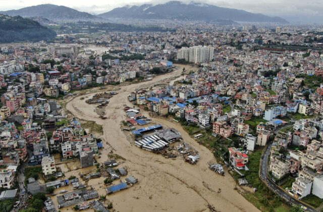 61496_aptopix_nepal_floods_99611 640x420.jpg