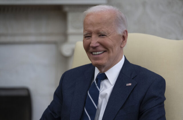 63134_biden_01950 640x420.jpg