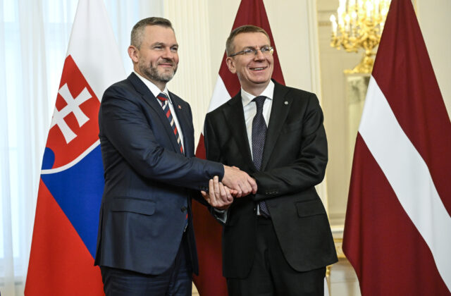 64927_6750290654d38102917715 640x420.jpg