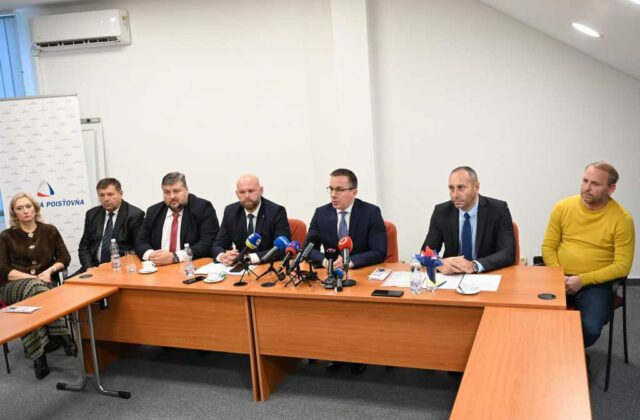 65103_462584138_1271514467498115_3595875691979462348_n 640x420.jpg