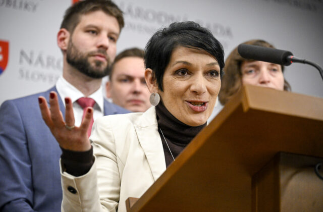 67908_bihariova 640x420.jpg