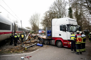 68276_germany_train_accident_87005 640x420.jpg