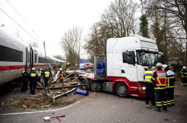 68276_germany_train_accident_87005 640x420.jpg