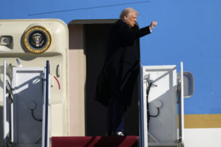 68451_americky prezident donald trump 1 640x420.jpg