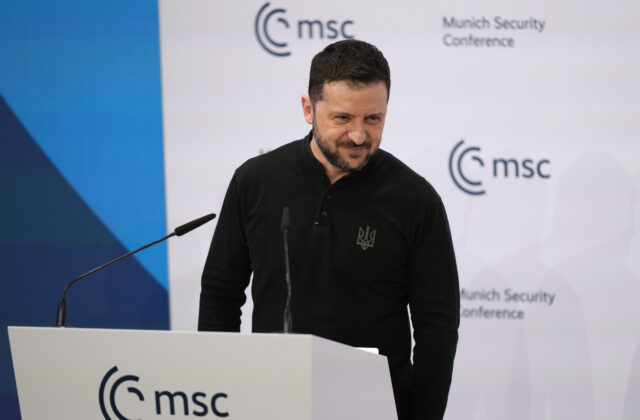 68480_ukrajinsky prezident volodymyr zelenskyj pocas svojho prejavu na mnichovskej bezpecnostnej konferencii 640x420.jpg