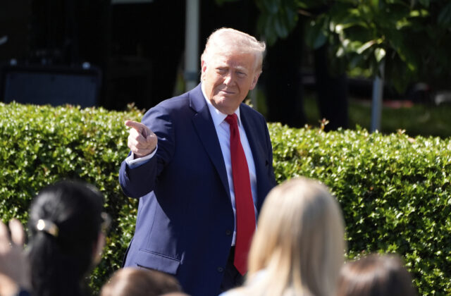 71428_trump_16883 640x420.jpg