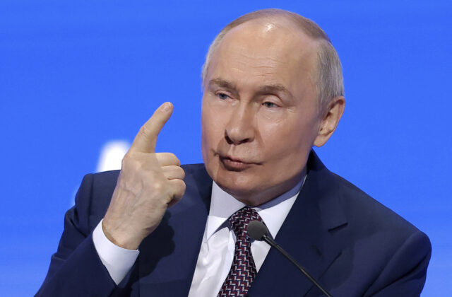 71657_russia_putin_46150 640x420.jpg