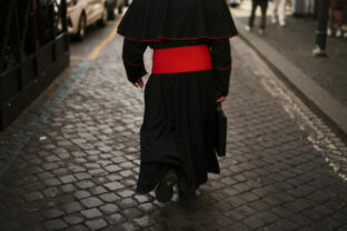 71697_vatican_conclave_93743 640x420.jpg