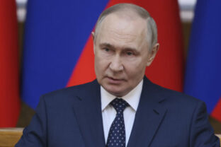 71776_russia_putin_06764 640x420.jpg