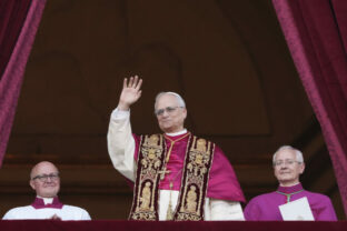 71817_vatican_conclave_new_pope_69358 640x420.jpg