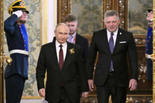 71875_russia_victory_day_24001 640x420.jpg