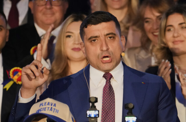 72281_romania_election_89981 640x420.jpg