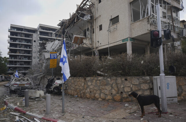 73500_israel_iran_mideast_wars_11387 640x420.jpg