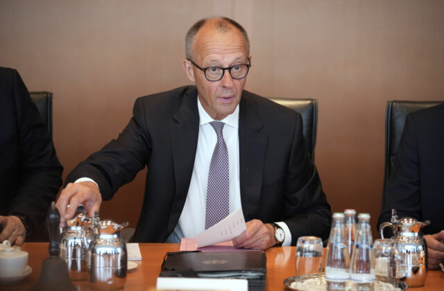 73618_germany_politics_40599 640x420.jpg