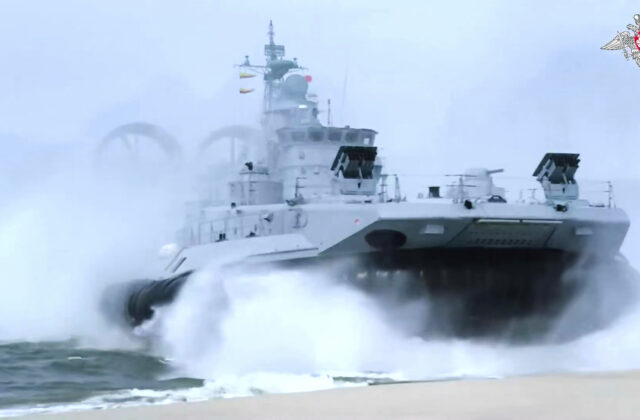 74019_russia_military_11689 640x420.jpg