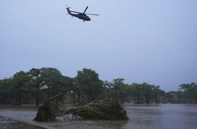 74103_extreme_weather_texas_47704 640x420.jpg