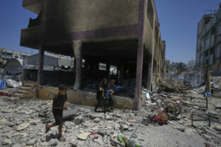 74126_israel_palestinians_58053 640x420.jpg