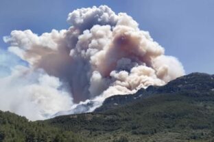 74270_spain_fire_16318 640x420.jpg
