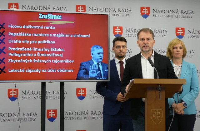 74400_papalasizmus.jpg