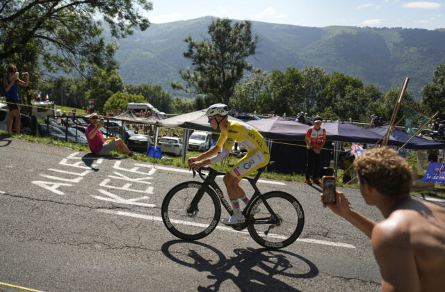 74669_aptopix_cycling_tour_de_france_92164 640x420.jpg