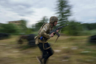 74712_russia_ukraine_war_52139 1 640x420.jpg