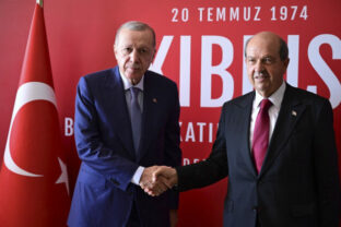 74717_cyprus_turkey_anniversary_invasion_74248 640x420.jpg