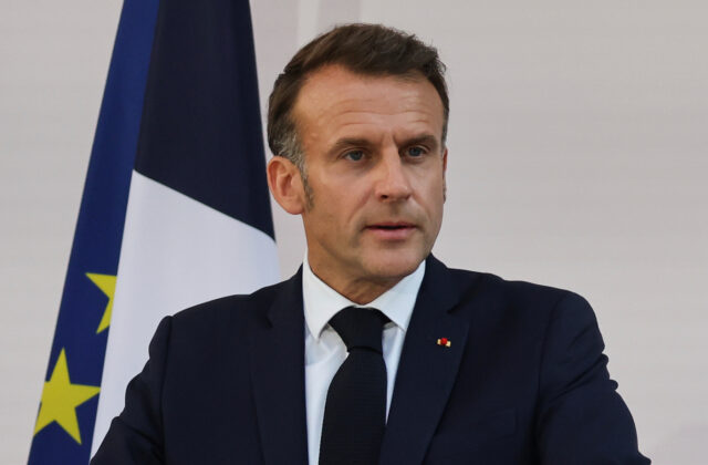 74902_france_macron_army_65391 640x420.jpg