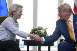 75008_trump_scotland_52760 640x420.jpg