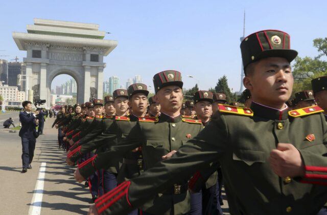 75096_north_korea_revolutionary_army_58818 640x420.jpg