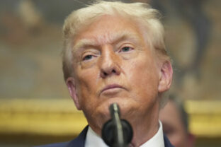 75253_trump_20567 640x420.jpg