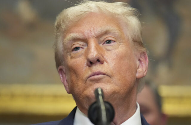 75253_trump_20567 640x420.jpg