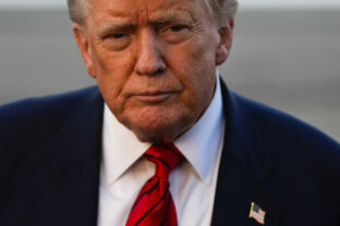 75353_trump_02511 640x420.jpg