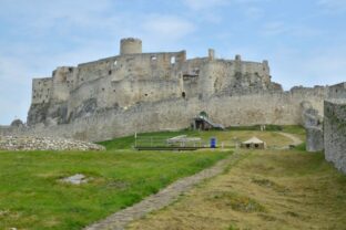 75357_spissky hrad 640x420.jpg