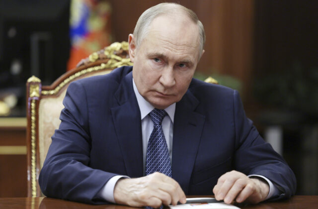 75453_russia_putin_68559 640x420.jpg
