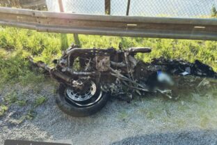 75557_zrazka motocyklistu s autom pri hrinovej 640x420.jpg