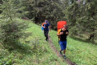 75695_horska zachranna sluzba pomoc zranenie turista nizke tatry 2 e1592072436542 640x420.jpg